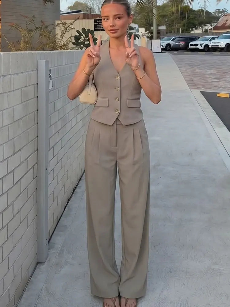 Old Money Summer Suit for Women