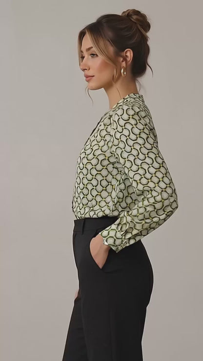 Half-puff sleeve floral print top